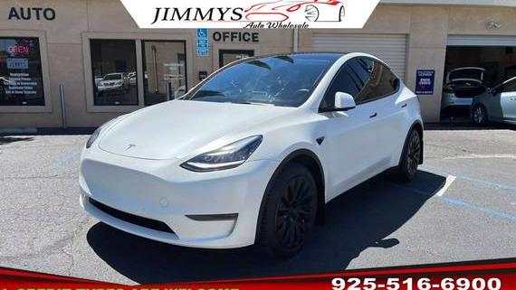 TESLA MODEL Y 2021 5YJYGDEEXMF200000 image